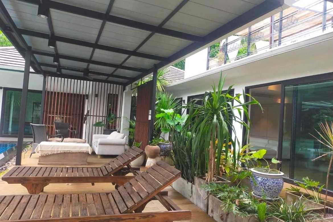 Private Pool Villa House For Sale (with tenants)-SM-Sta-1162