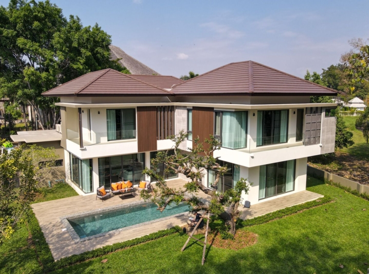 Luxurious 4-Bedroom Pool Villa in Summit Green Valley Mae Rim-TNP-D1183