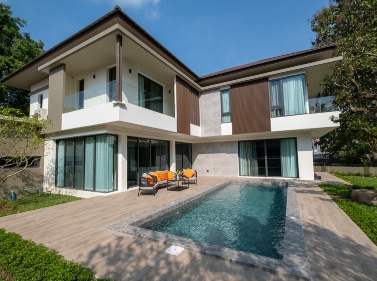 Luxurious 4-Bedroom Pool Villa in Summit Green Valley Mae Rim-TNP-D1183