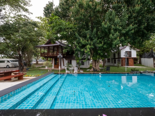 21-Room Boutique Resort in Hang Dong-TNP-D1182