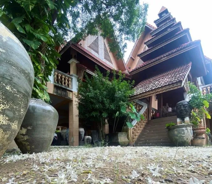 Stoneware Manufacture for Sale in Hang Dong, Chiang Mai