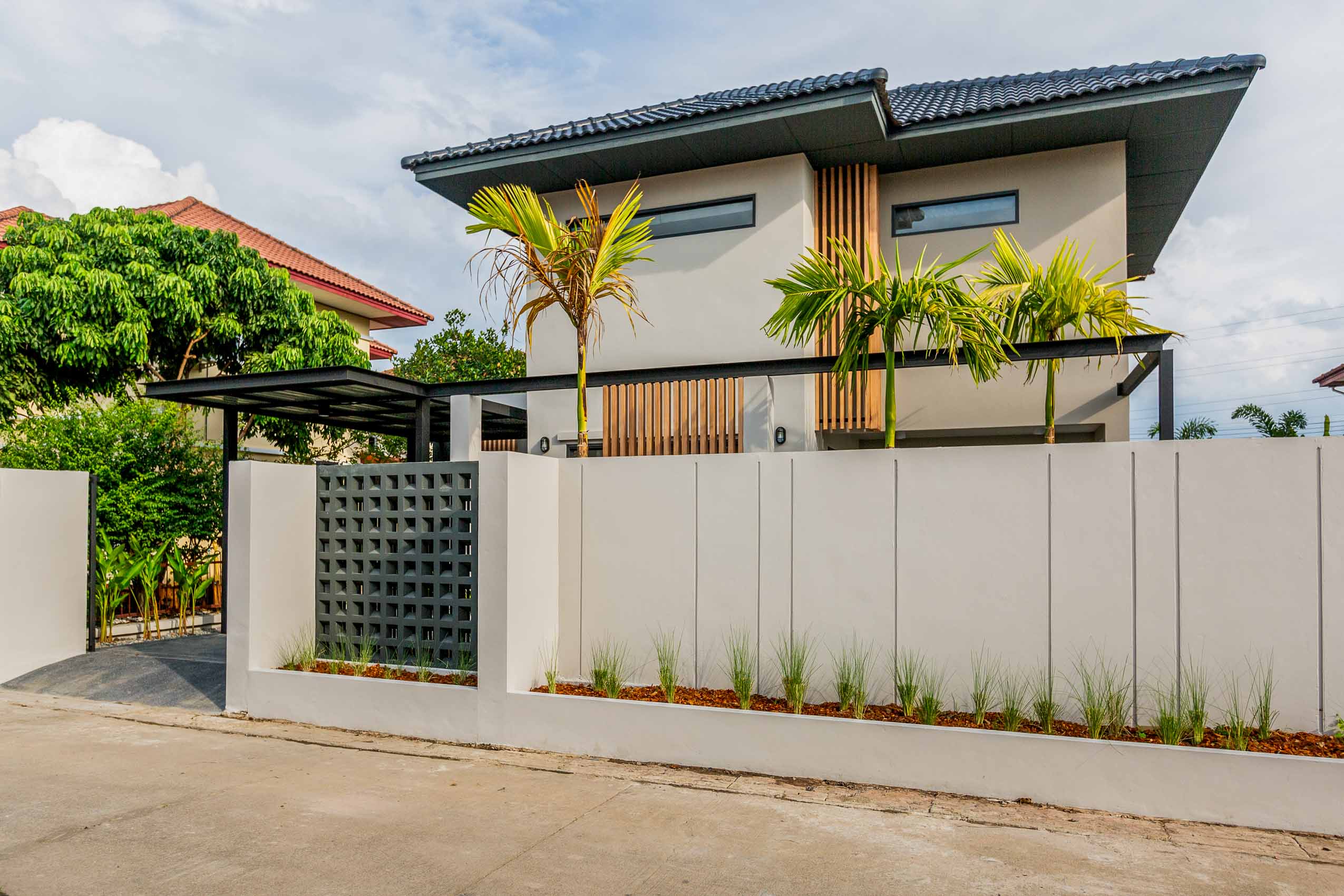 Modern 4 Bed Pool Villa At Kad Farang Hang Dong