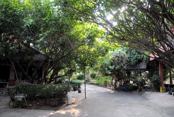 Elegant Comtemporary Thai Teak Home For Sale Large Land Mae Rim Chiang Mai-I-2618