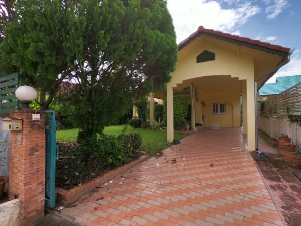 For Sale One storey 3 bedroom partly furnished house at Baan Suan Non'Z Sansai Chiangmai-I-3546