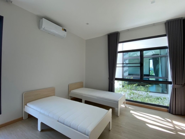 Modern 4 Bedroom House for Sale in Hang Dong-P-PHS1020