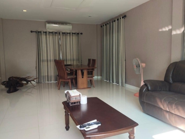 3 Bedrooms