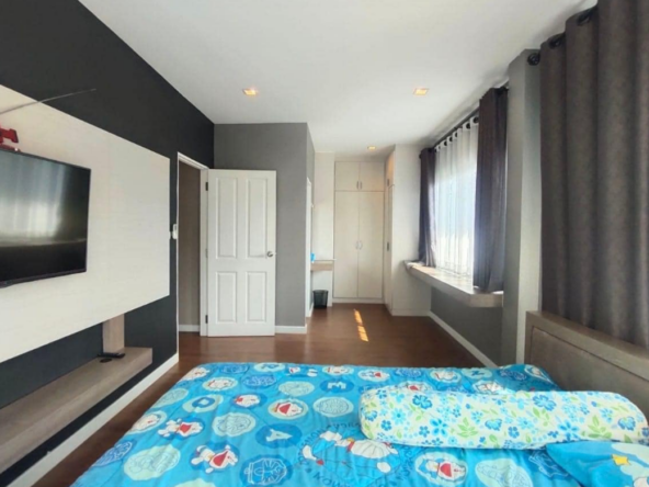 3 Bedrooms