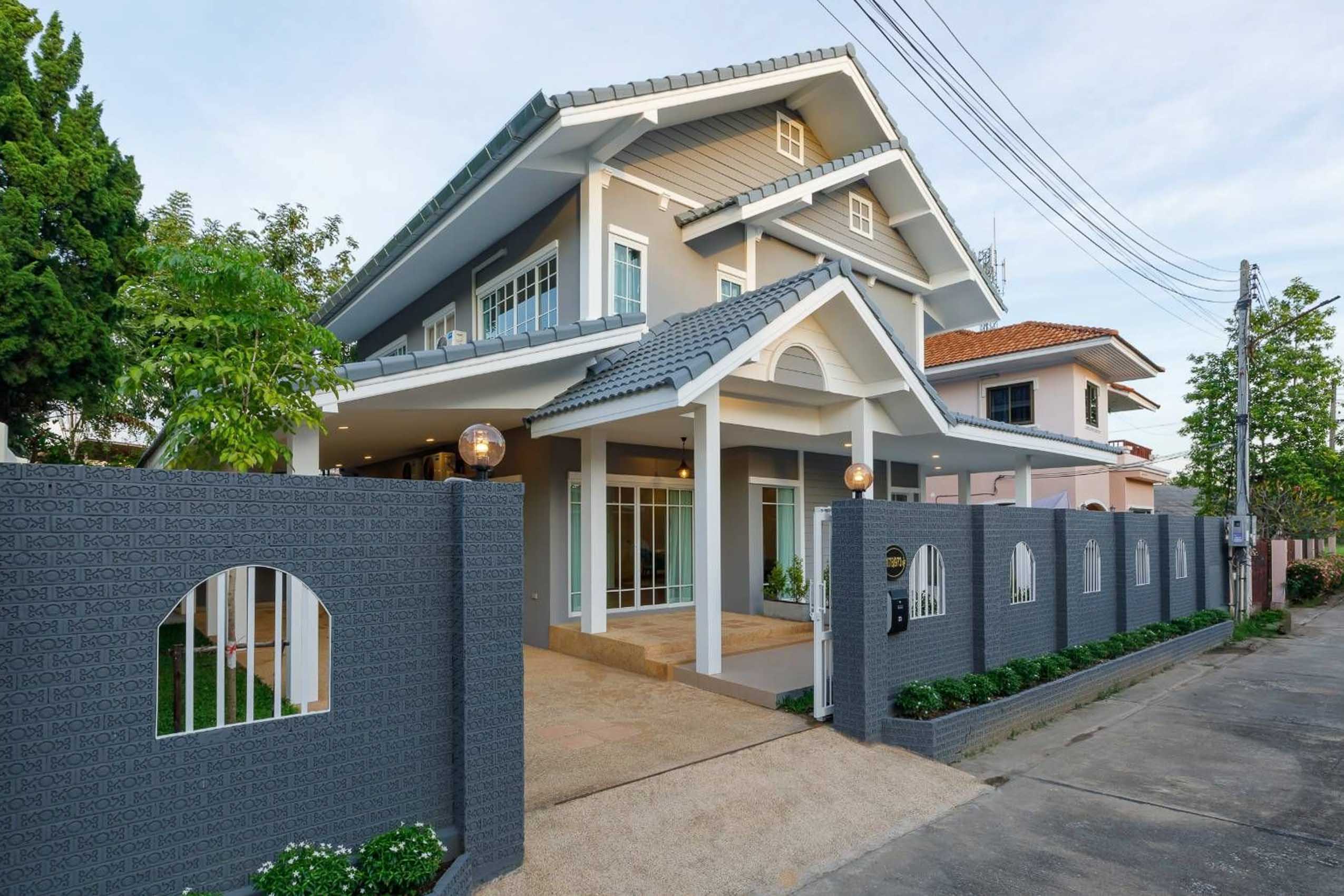 4 Bed House for Rent and Sale in Hang Dong District