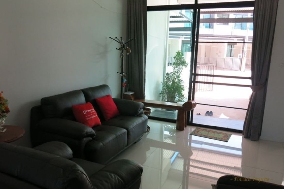 Brand New Townhome 2 bed 3 bath for rent in Hang Dong area