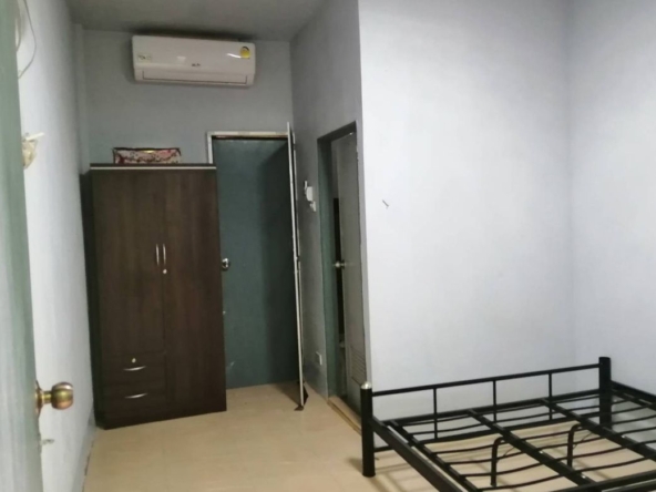 8 Bedroom Apartment for sale-P-PCCS961