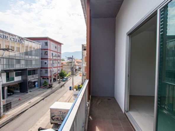 Versatile Three-Storey Townhouse/Home Business Unit in Santhitam-PH-CITY752