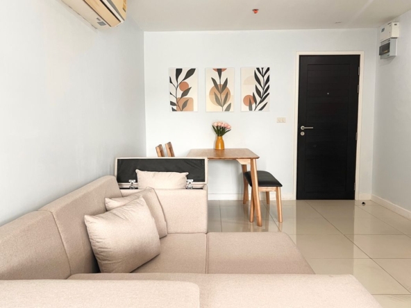 1 bed unit for rent or sale near CMU