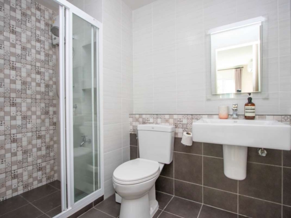 Elegant Two-Bedroom Condo for Sale Near Central Festival : Dcondo Rin-PH-DRIN015
