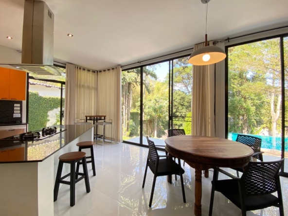 2 bed villa with a private pool for rent in Chang Kian