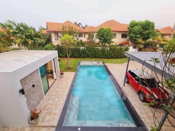 5 bed home with pool for rent in San Sai