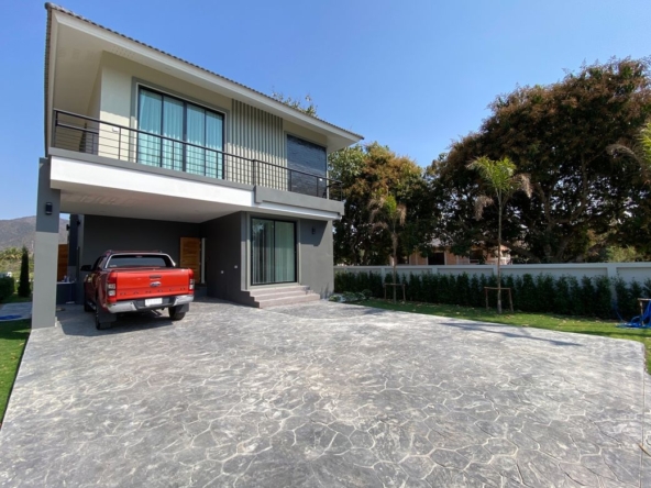 Brand new 3 bed house for sale in Doi Saket