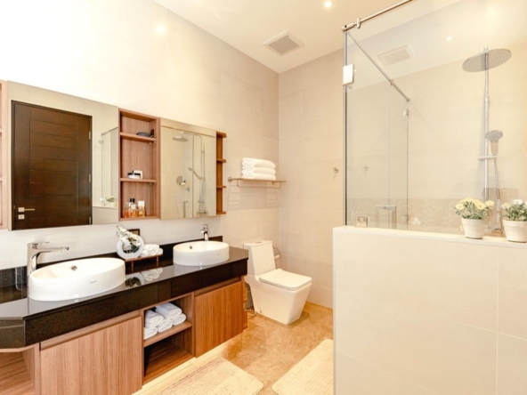 Brand new 5 bed with private pool for sale in Hang Dong