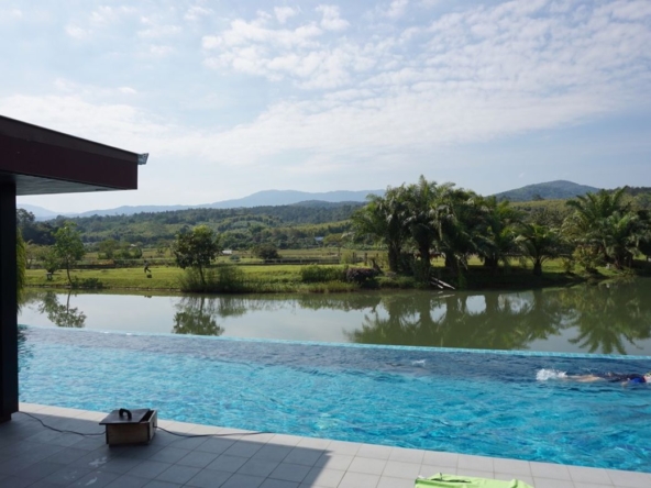 3 bed one storey house for sale in Mae Rim