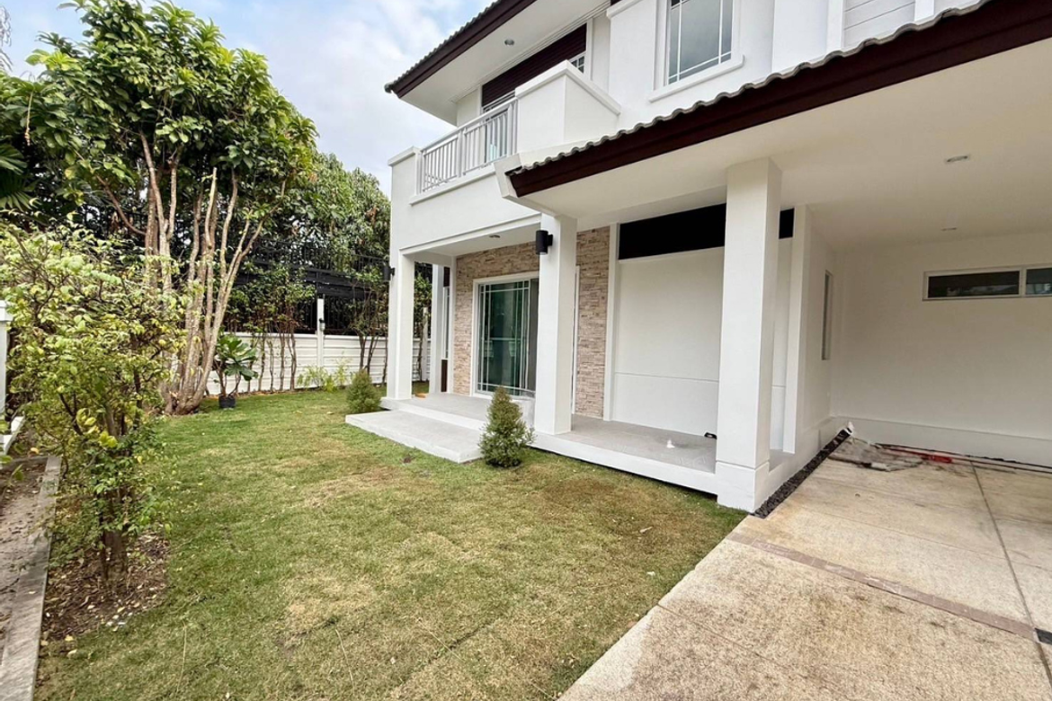 3 Bathrooms (ID: 682HS)-MR-682HS