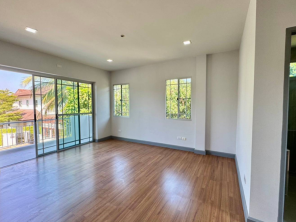 3 Bedrooms