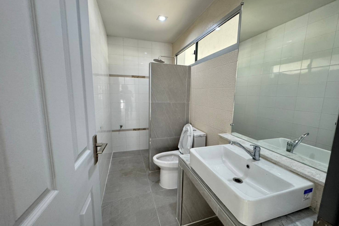 3 Bedrooms