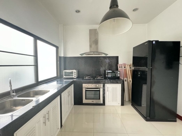 3 bed house for sale in Mae Hia