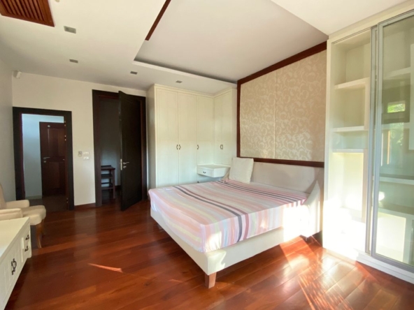 Luxurious home with private pool for sale in Hang Dong