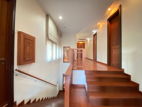 Luxurious home with private pool for sale in Hang Dong