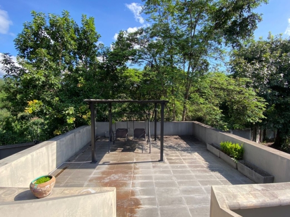 Luxurious home with private pool for sale in Hang Dong