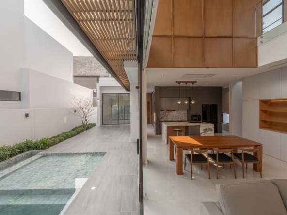 3 Bedroom Modern Pool Villa for Sale in Muang Chiang Mai-P-PHS1083
