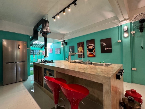 A unique modern townhome for sale in Muang Chiang Mai-P-PHS485