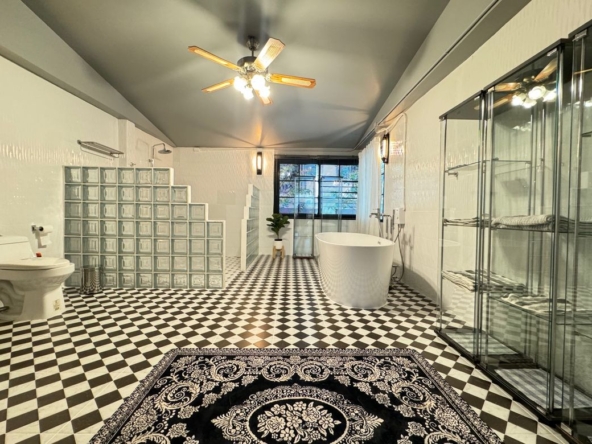 A unique modern townhome for sale in Muang Chiang Mai-P-PHS485