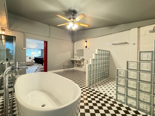 A unique modern townhome for sale in Muang Chiang Mai-P-PHS485