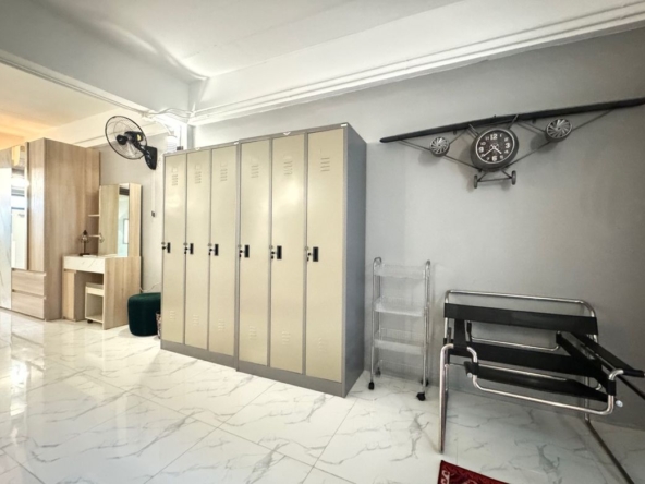A unique modern townhome for sale in Muang Chiang Mai-P-PHS485