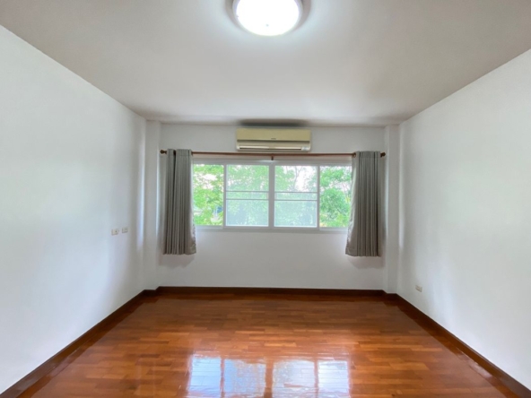 3 Bedroom House for Sale in Sankhampeang