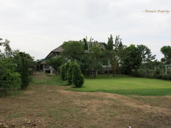 Lovely villa 3 bed for sale in San Sai area