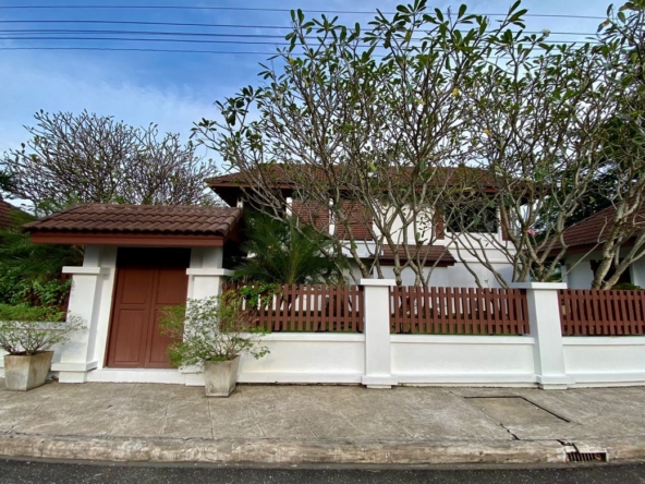 Colonial House by the Golf Course for rent or sale in Mae On