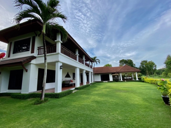 Colonial House by the Golf Course for rent or sale in Mae On