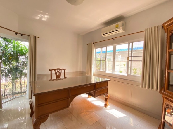3 bed house for rent or sale in Saraphi