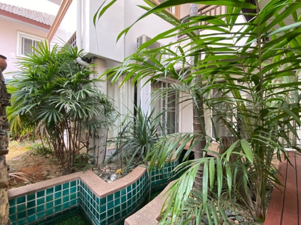 3 bed house for rent or sale in Saraphi