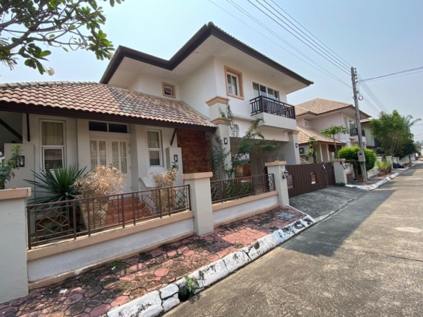 3 bed house for rent or sale in Saraphi