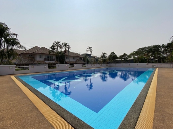 3 bed house for rent or sale in Saraphi