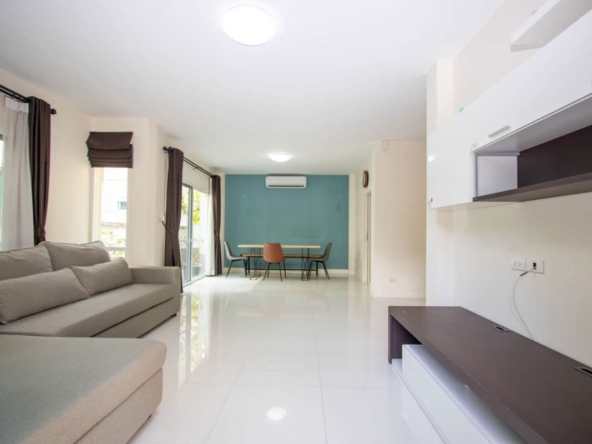 The Masterpiece Scenery Hill : 3 Bedroom House for Sale-PH-NP067