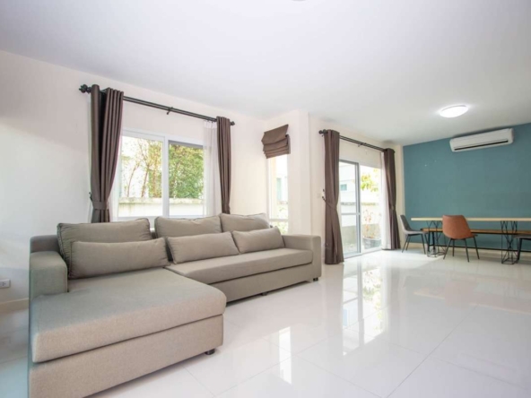 The Masterpiece Scenery Hill : 3 Bedroom House for Sale-PH-NP067