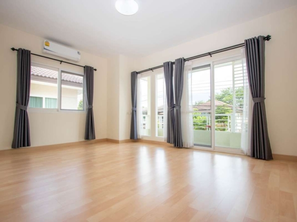 The Masterpiece Scenery Hill : 3 Bedroom House for Sale-PH-NP067