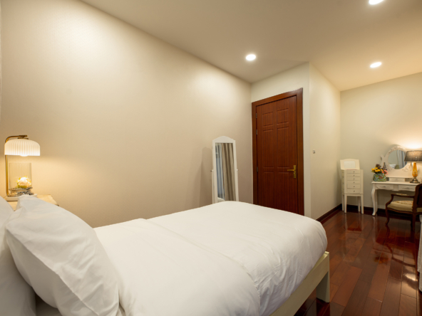 3 bedroom house with pool for sale in Saraphi-SHG-HS462