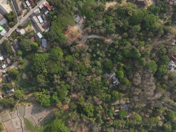 A large plot of land for sale in Mae Rim