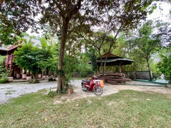 A nice plot of land for sale in San Khampeang-P-PLS578
