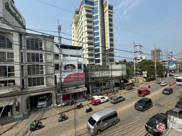 4 bed house for rent in Muang