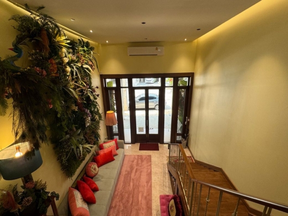 4 bed house for rent in Muang
